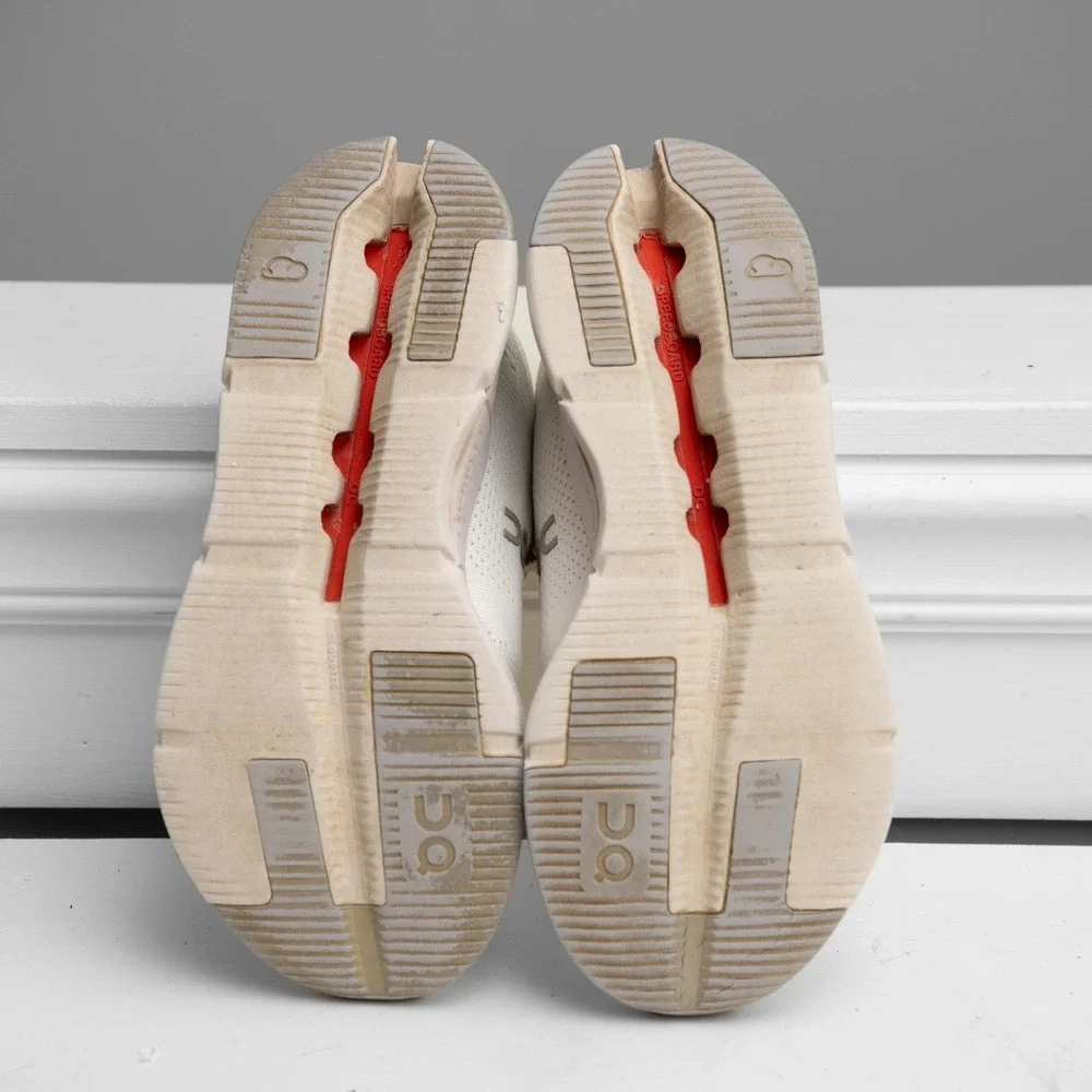 On CloudNova W9/M7.5 White Shoes GorpCore Athleisure Sneakers Minimalist